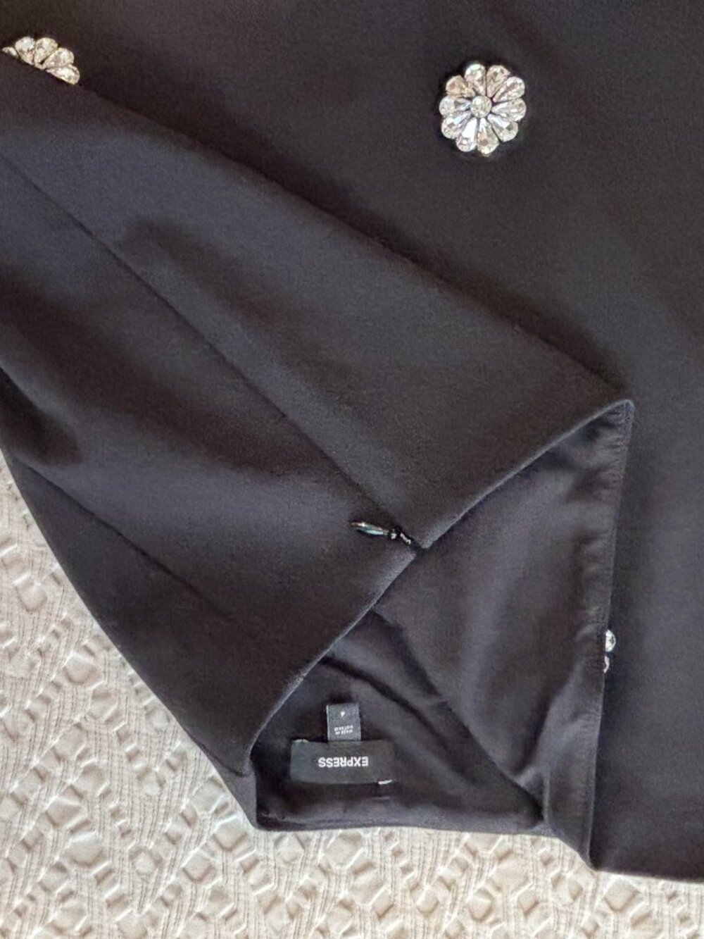 Express Black Crystal Floral Embellished Mini Skirt Lined Back Zip Size 4 - Picture 6 of 11